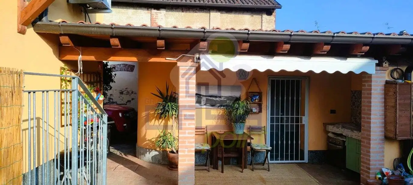 Villa in vendita a Brembio