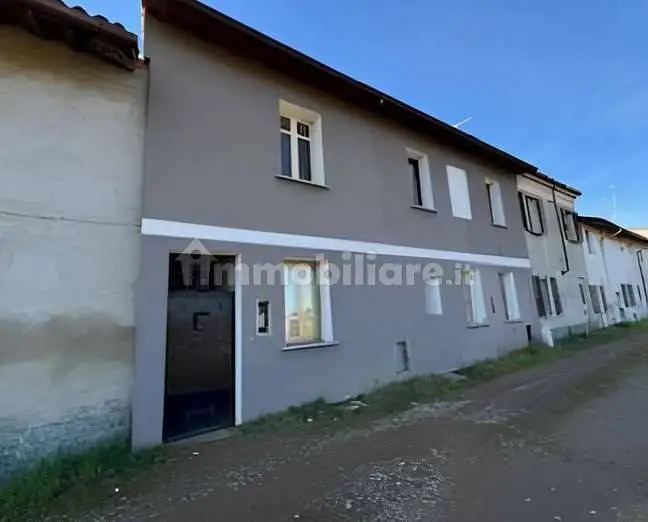 Appartamento in asta a Langosco