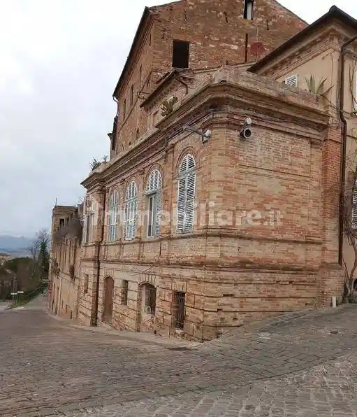 Villa in vendita a Montappone