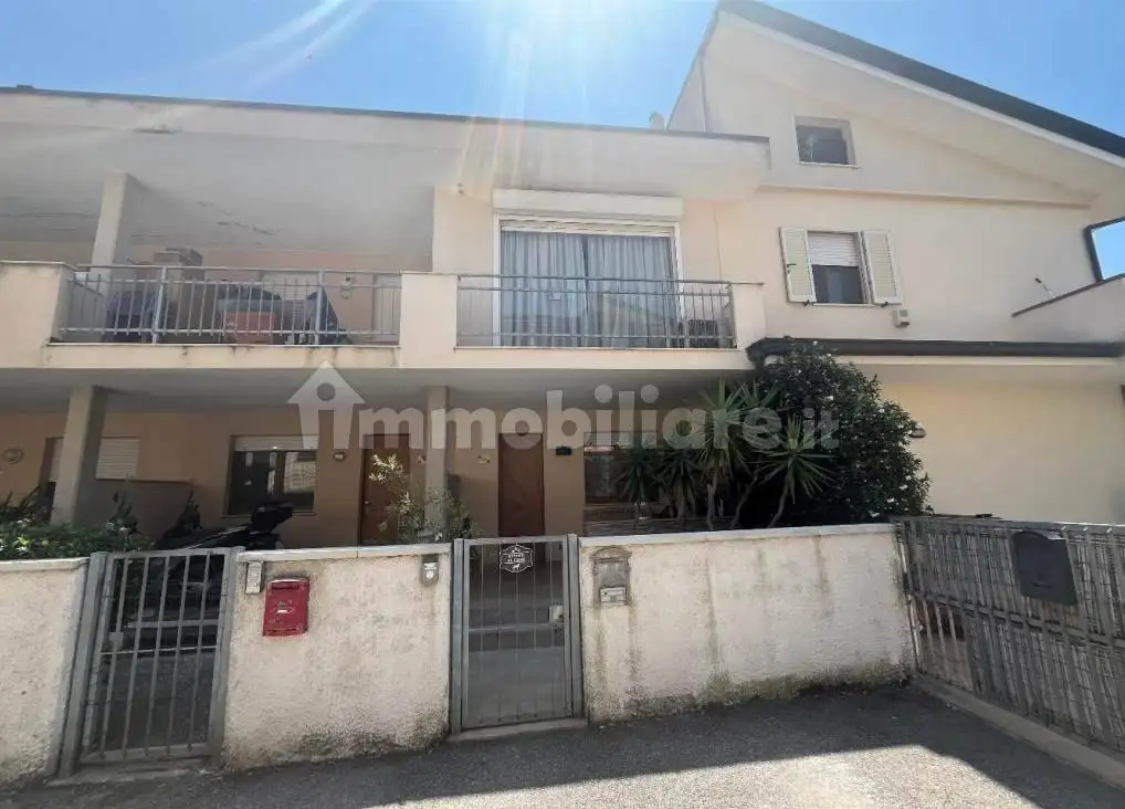 Villetta a schiera in asta a Viareggio