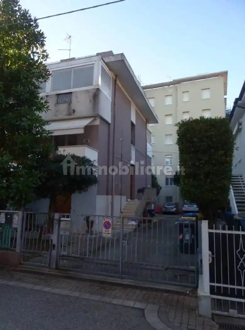 Appartamento all'asta viale Cormons 59, Rimini - foto 4