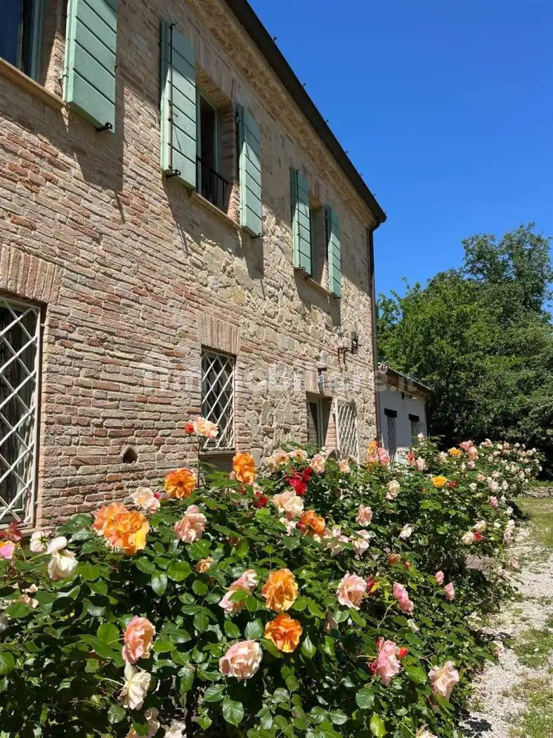 Rustico - Casale in vendita a Fano