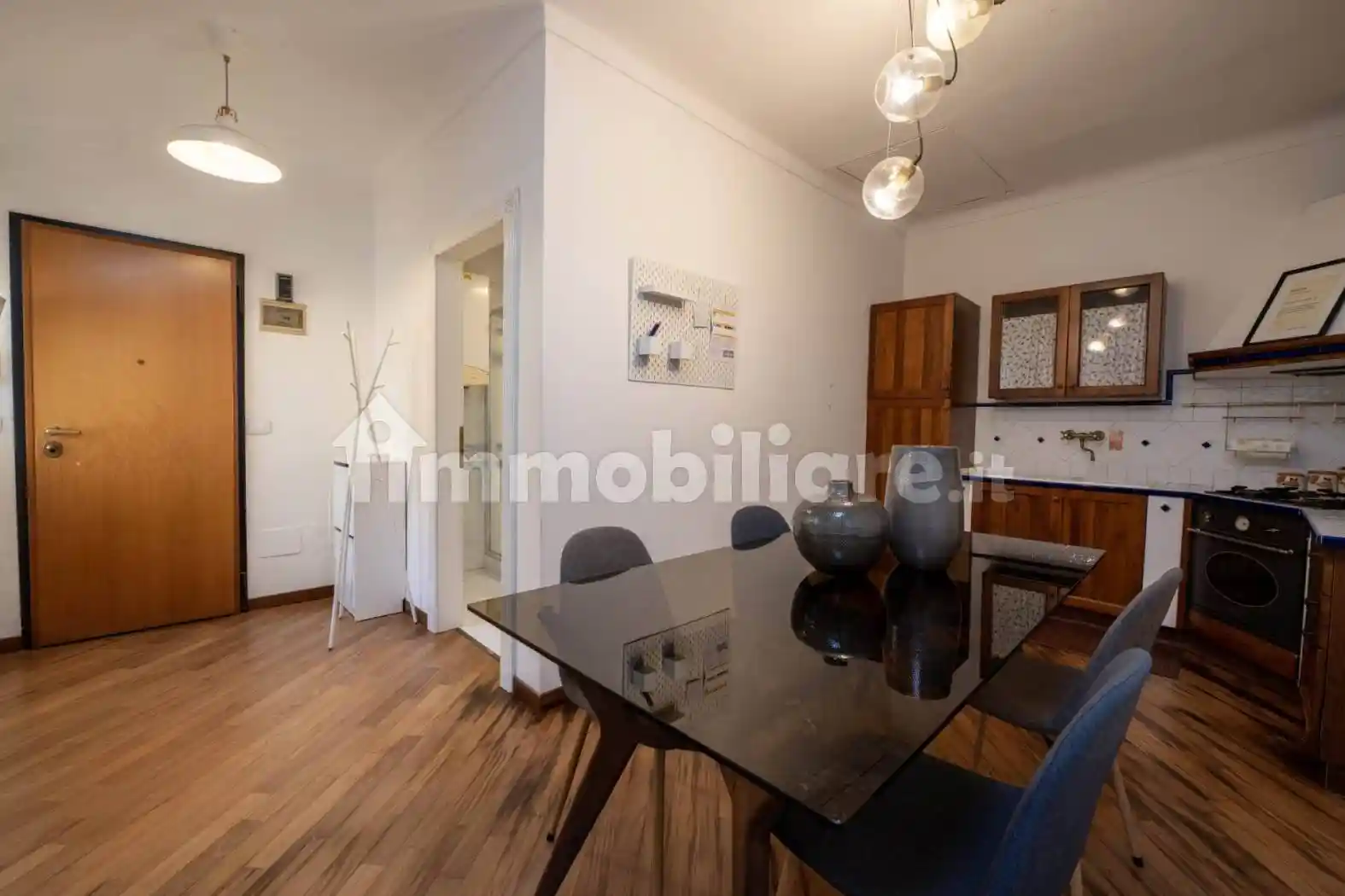 Trilocale viale Vittorio Emanuele 9, Centro Storico, Modena - foto 3