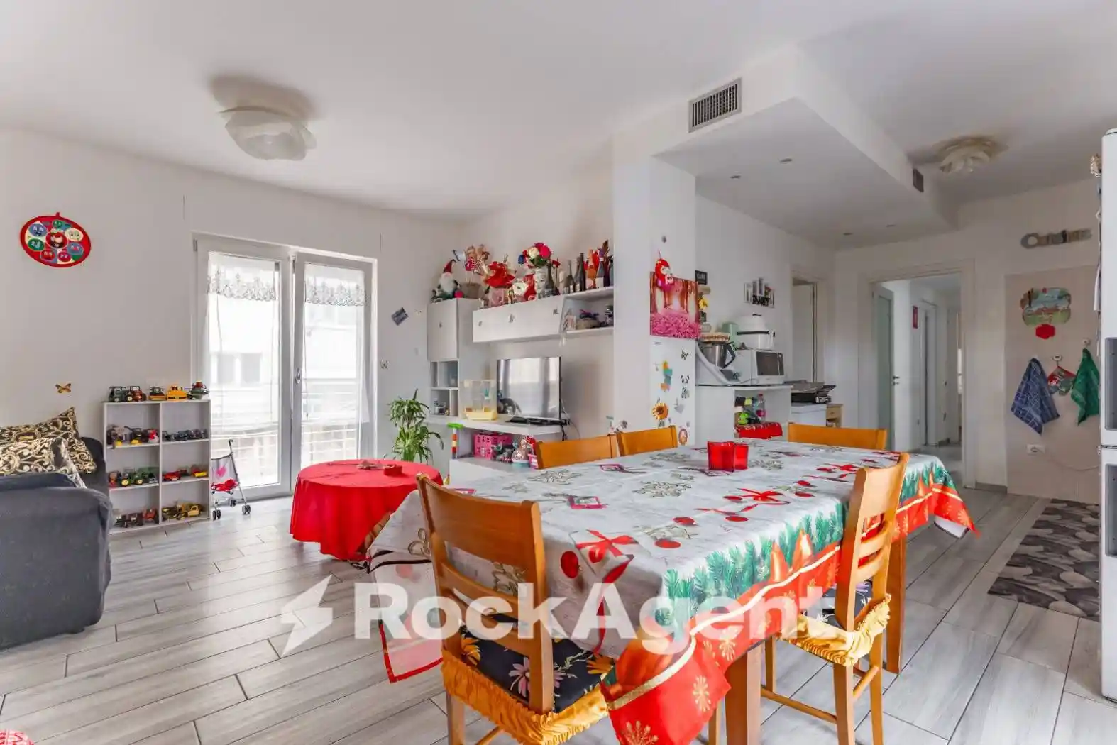 Quadrilocale via Gabriele D'Annunzio, 107, Acquaviva delle Fonti - foto 2