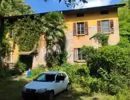 Appartamento in vendita a Cairate