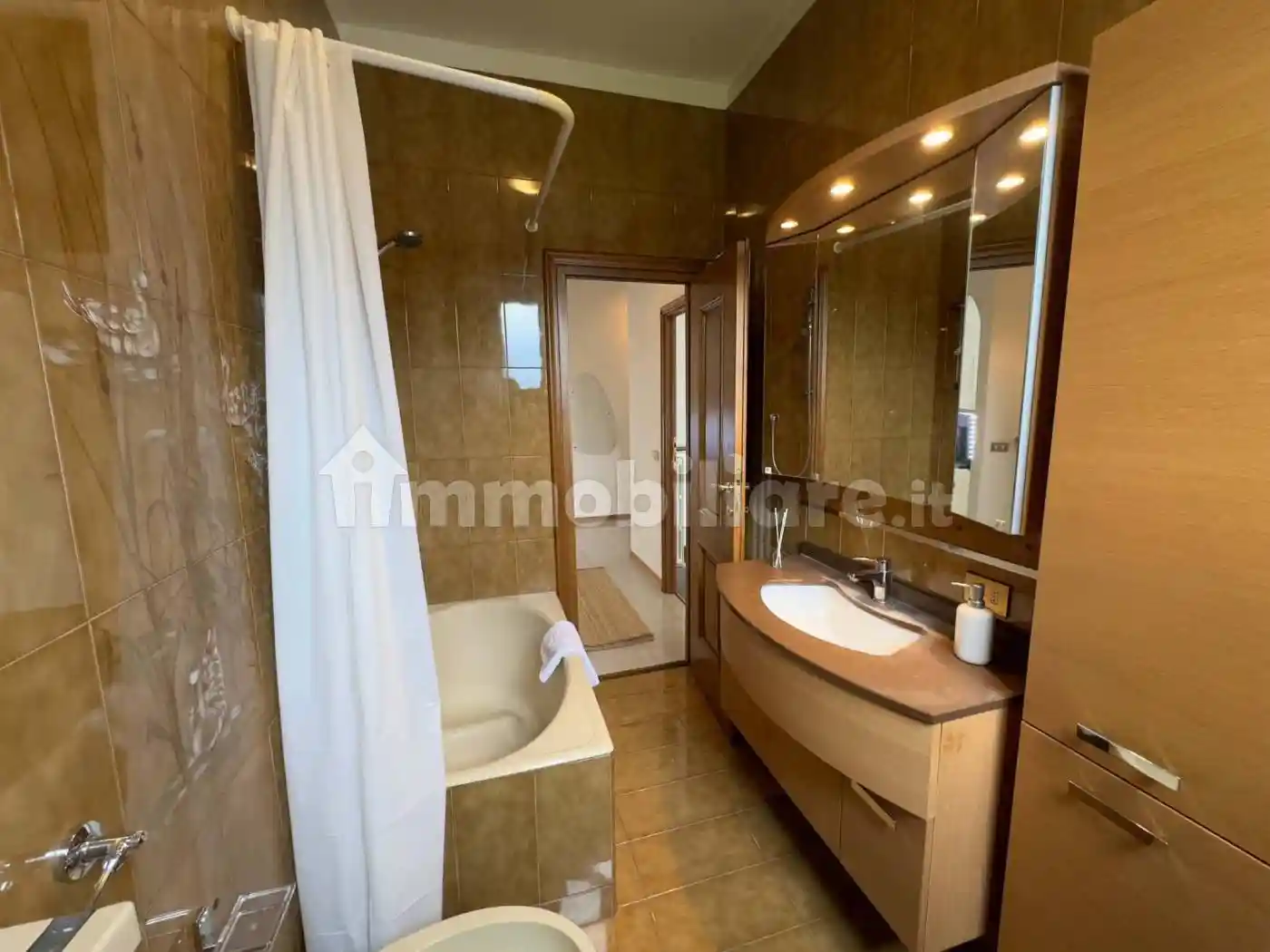 Trilocale via Polano, Tavernola, Como - foto 2