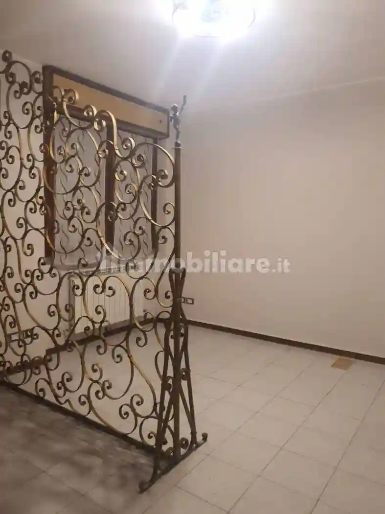 Bilocale via Cristoforo Colombo 20, Flora, Legnano - foto 4
