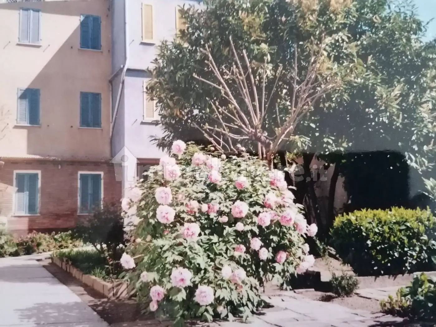 Casa indipendente in vendita a Sale