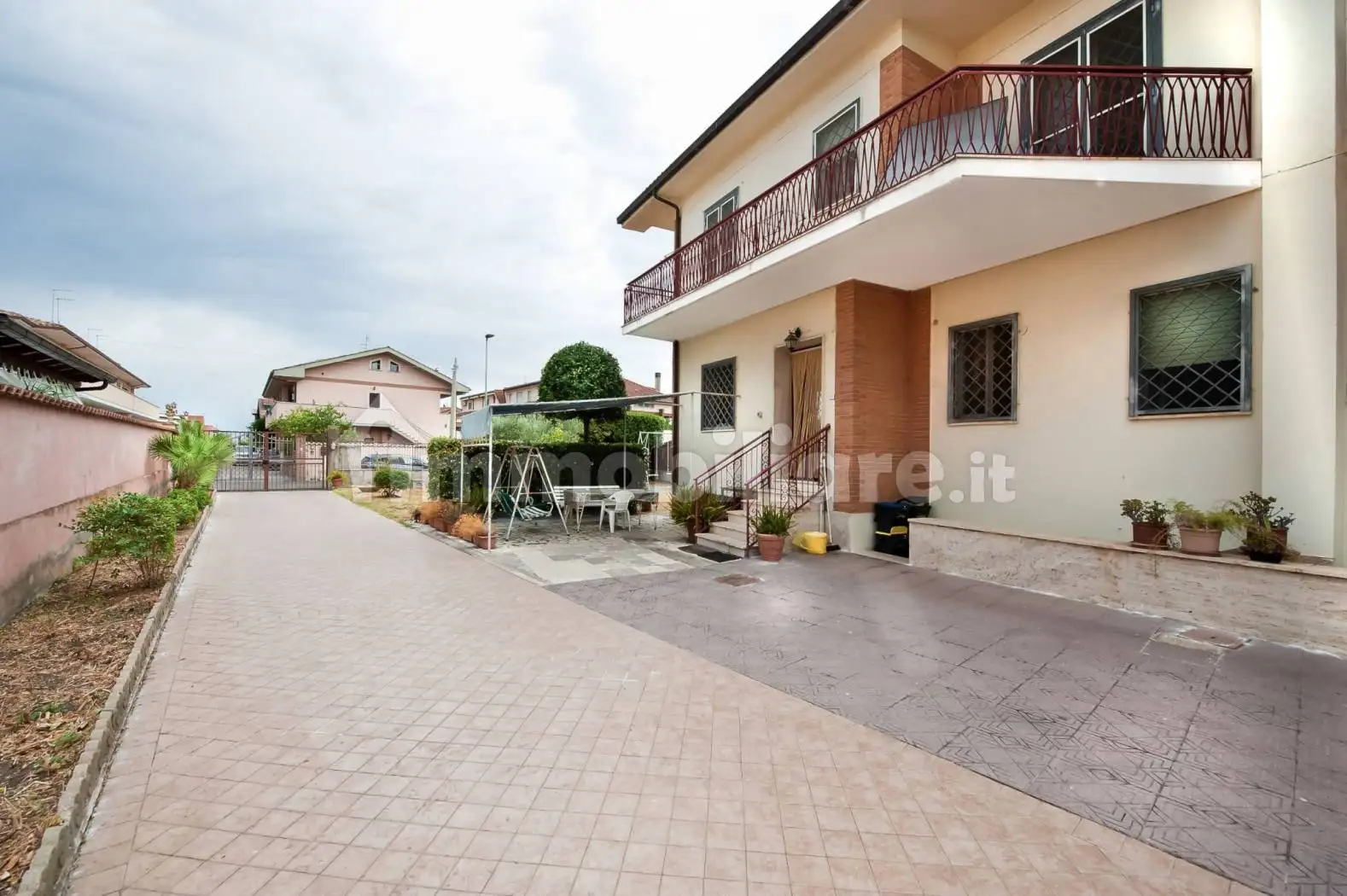 Villa in vendita a Pomezia