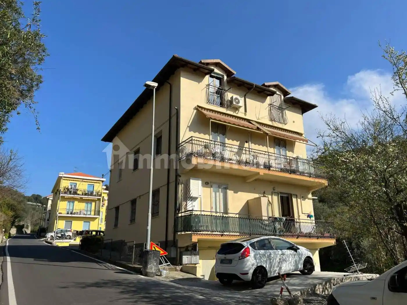 Appartamento in vendita a Cervo