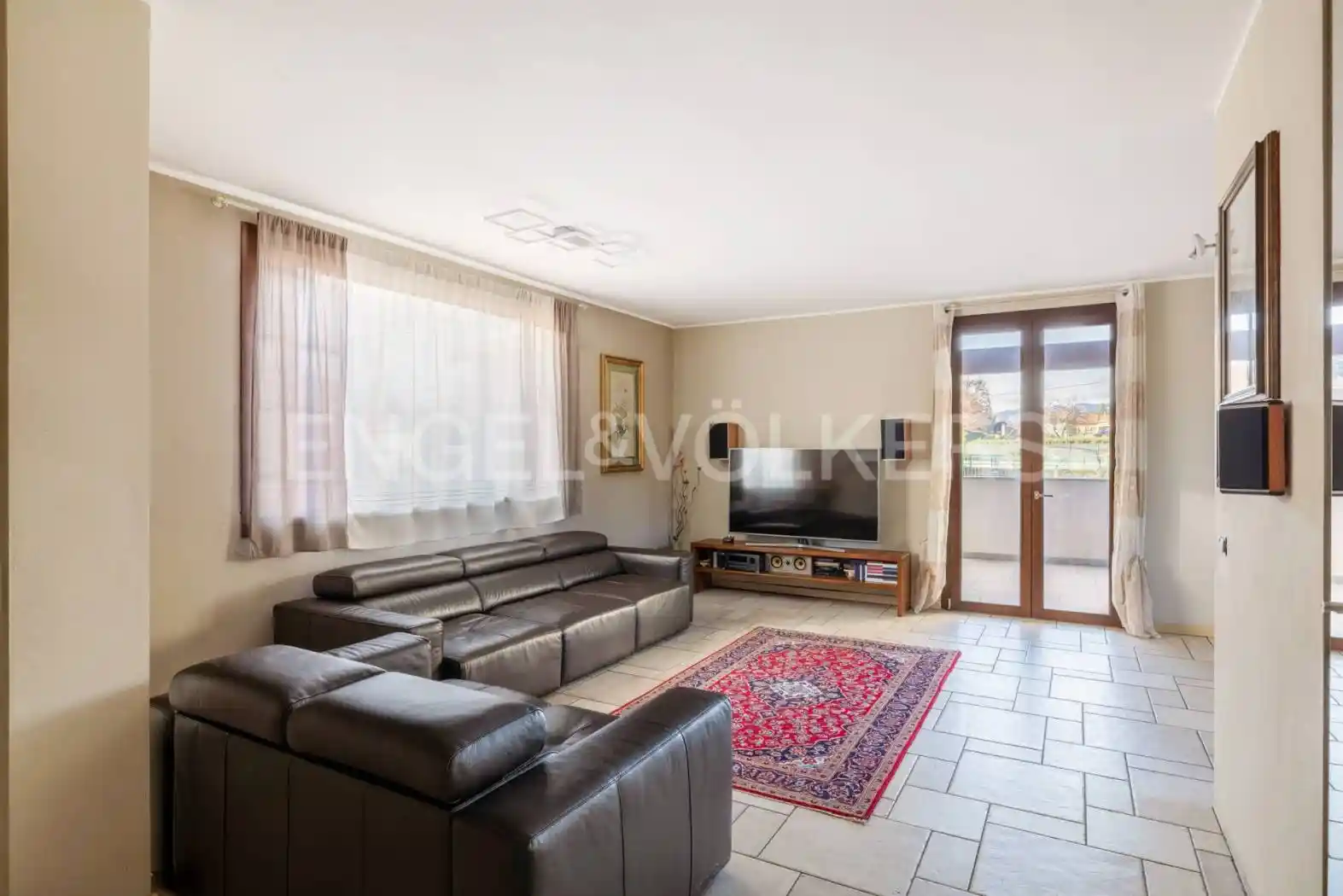 Villa in vendita a Borgomanero