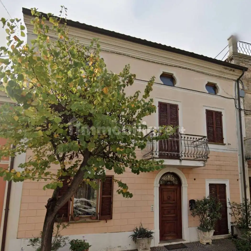 Appartamento in asta a Terre Roveresche