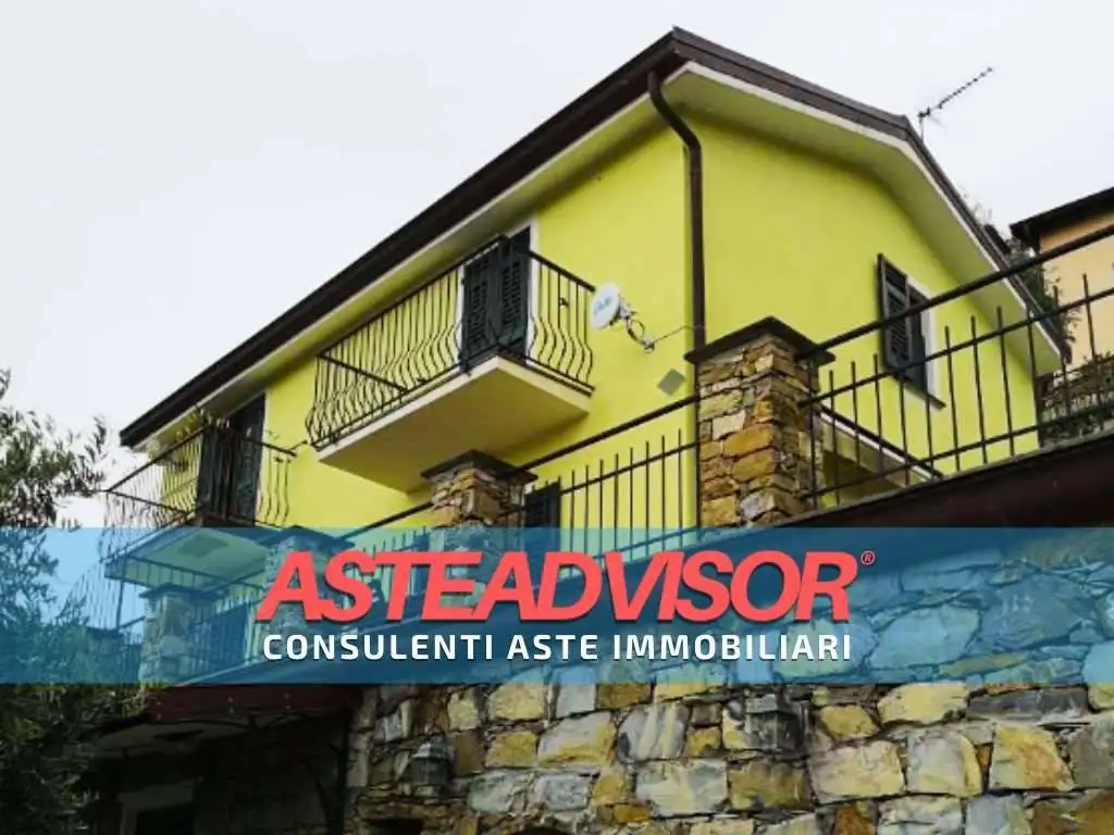 Appartamento in asta a Rapallo