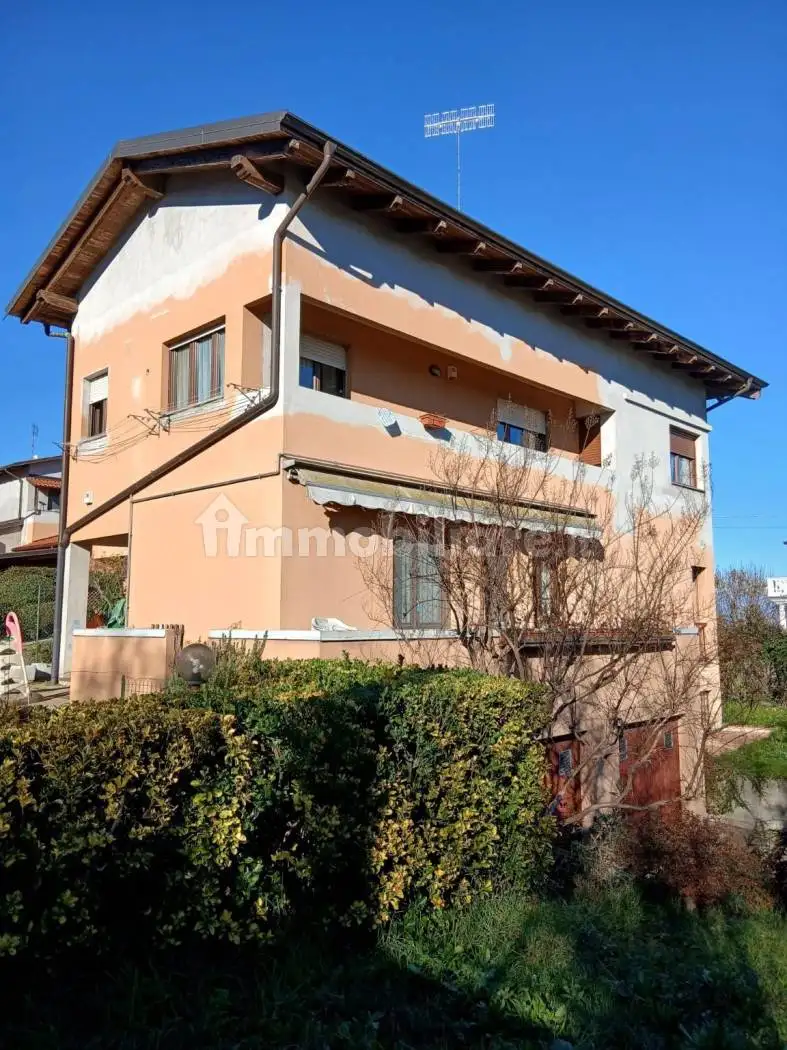 Villa in vendita a Verrua Savoia