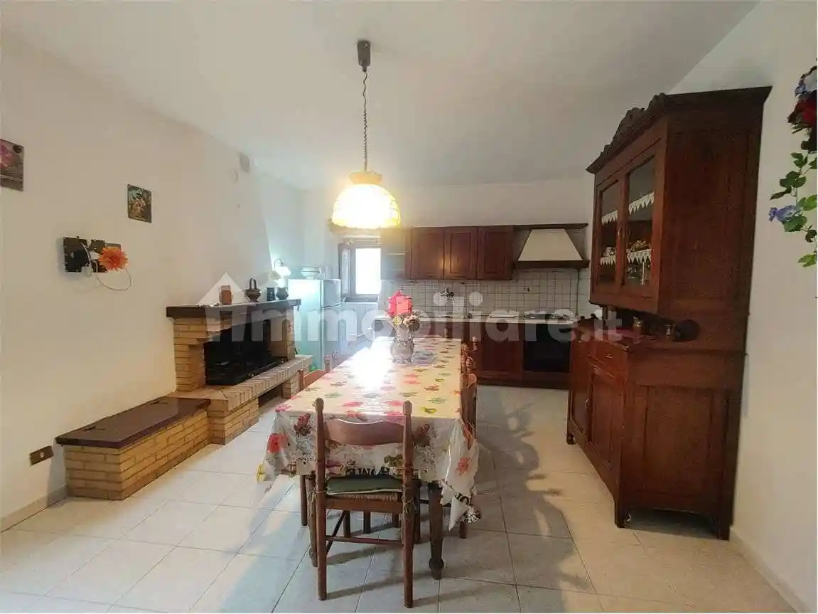 Terratetto unifamiliare 105 m², buono stato, Baiano, San Martino in Trignano, Spoleto - foto 5