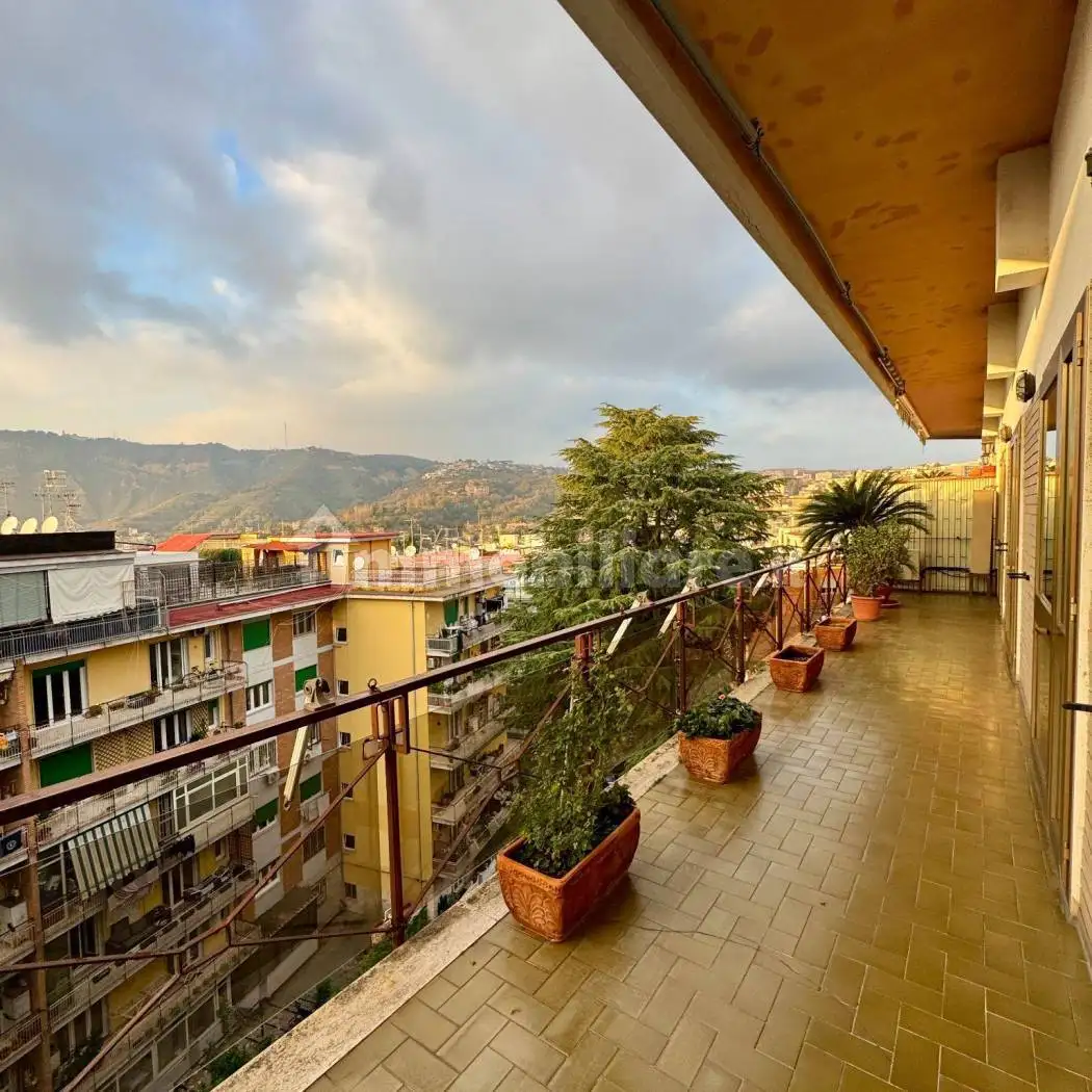 Appartamento in vendita a Napoli