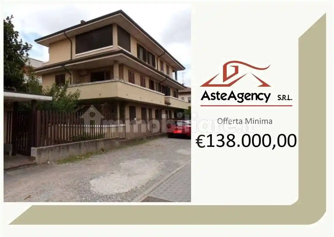 Appartamento in vendita a Rho