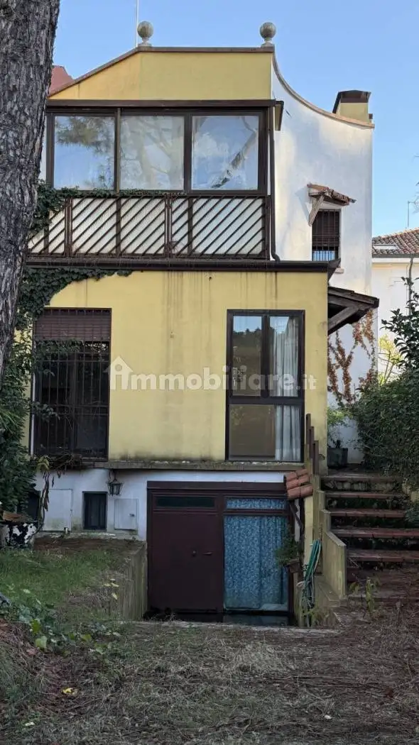 Casa indipendente in vendita a Padova