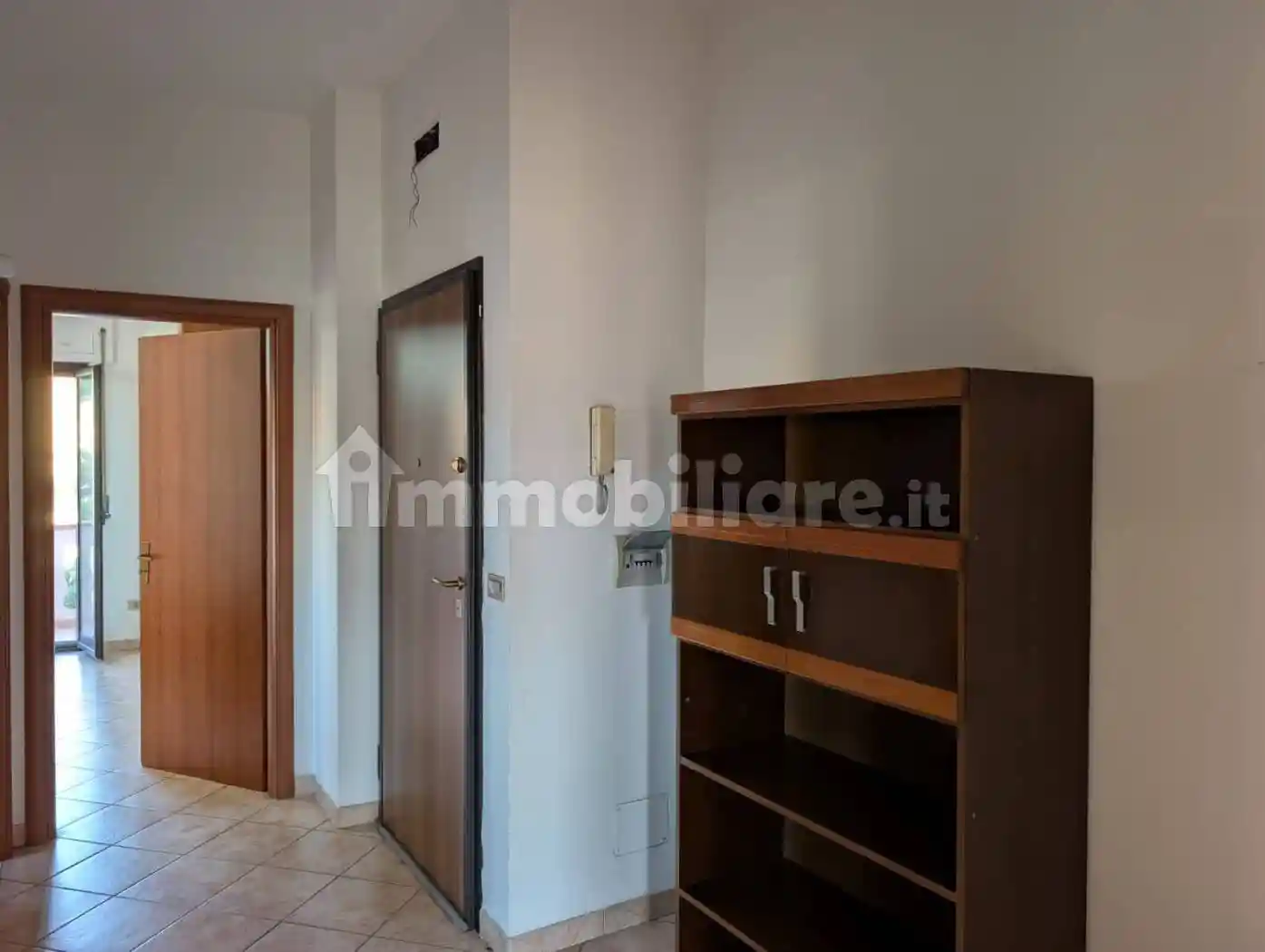 Trilocale via Nazioni Unite 77, Tufolo, Farina, Crotone - foto 4