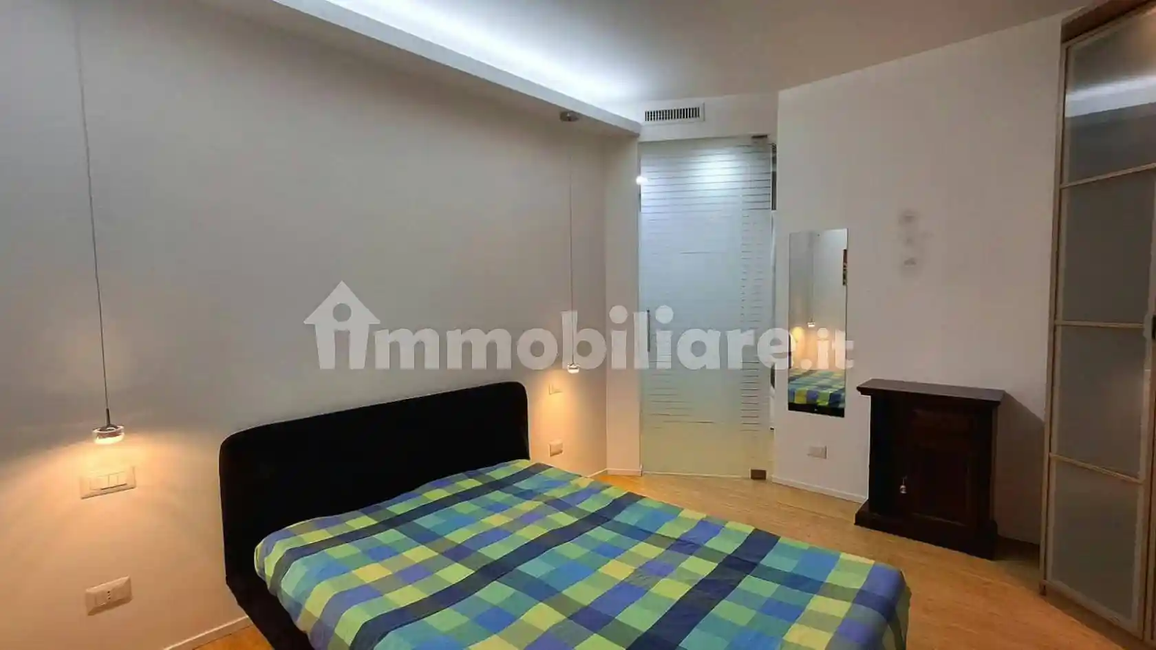 Appartamento in affitto a Caronno Pertusella