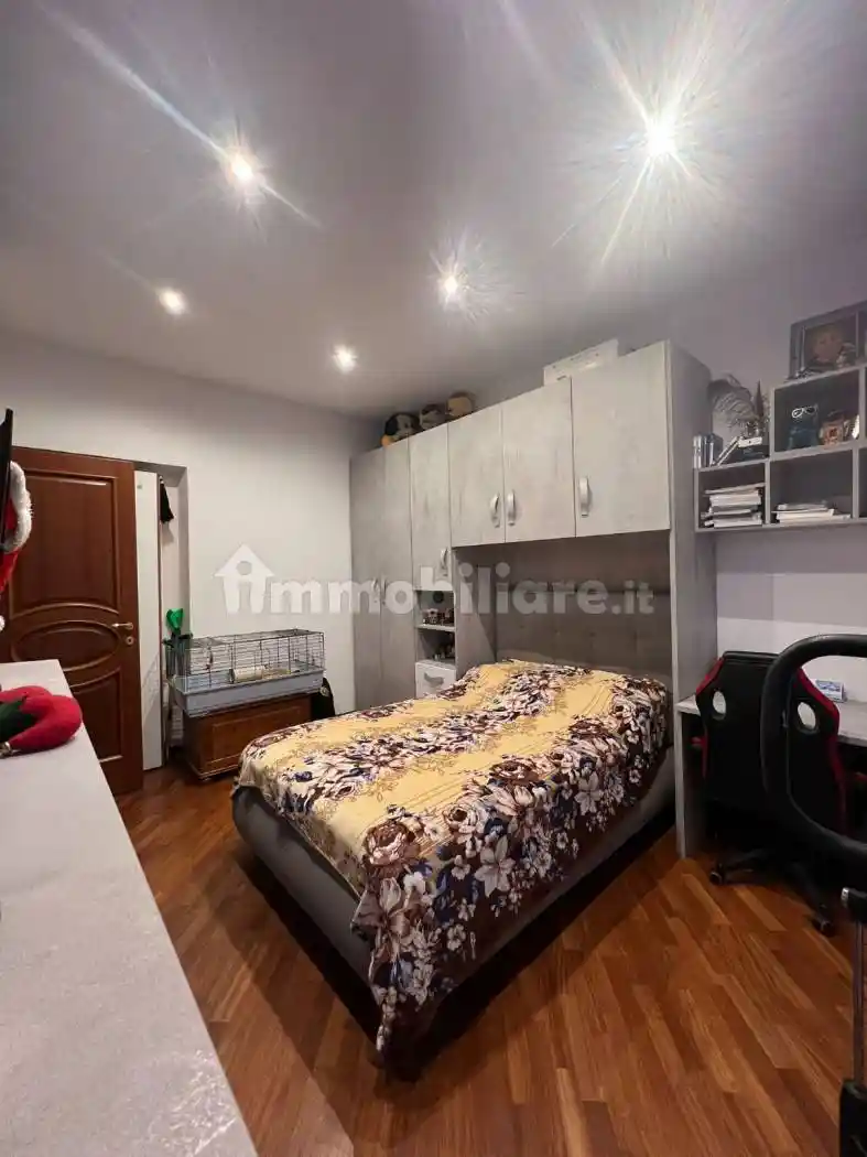 Appartamento via Inferiore Rocca dei Corvi 2, Bolzaneto, Genova - foto 4