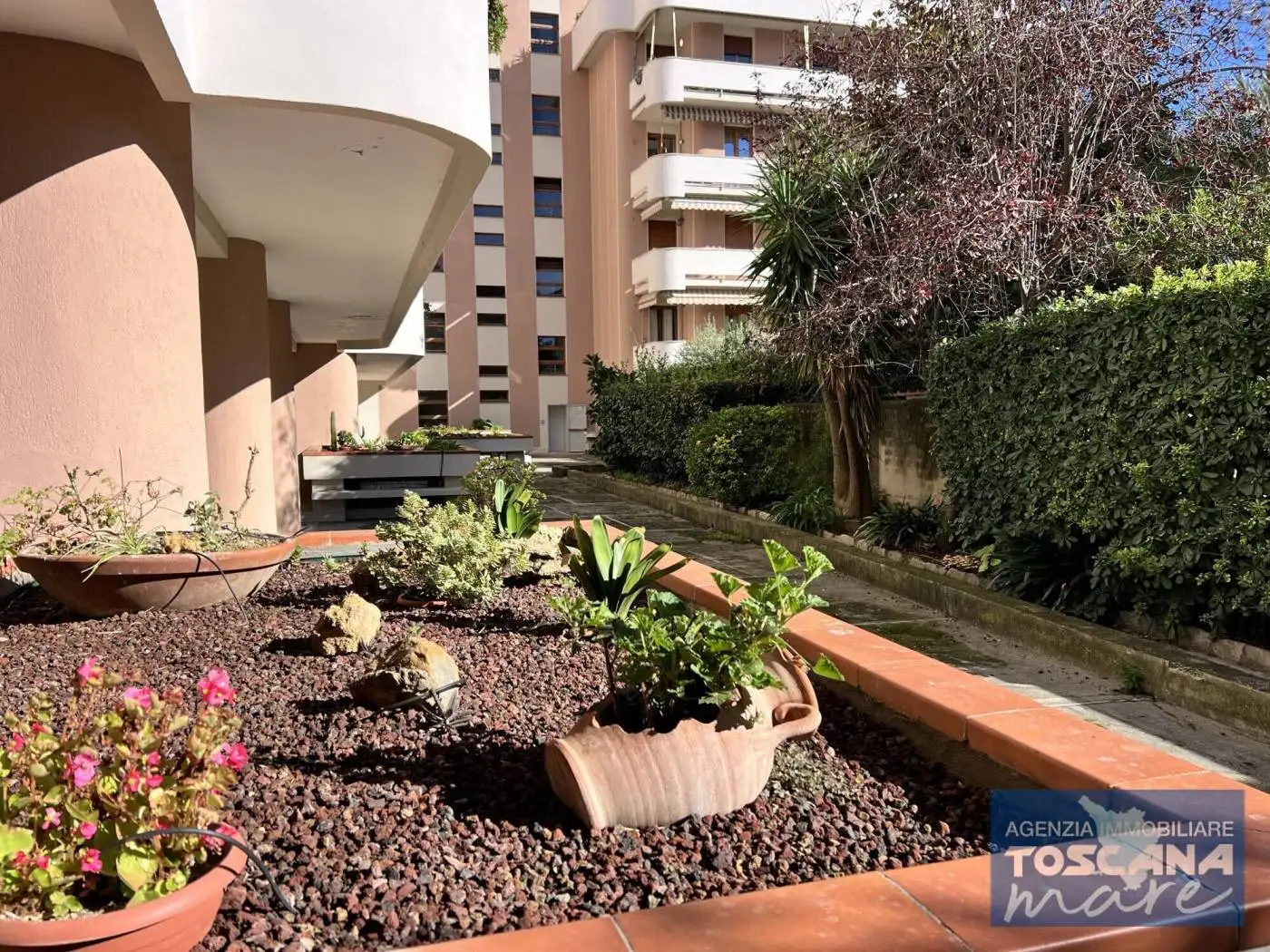 Appartamento in vendita a Livorno