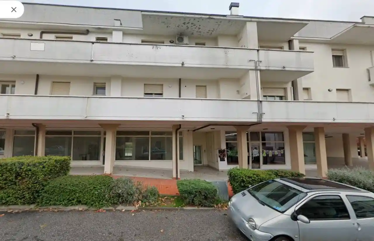 Villa all'asta via Giuseppe Parini, Pistoia - foto 2