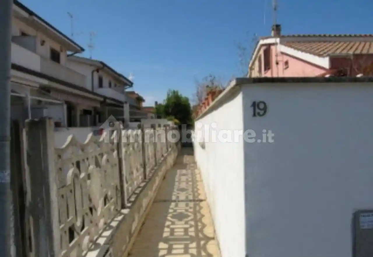 Appartamento all'asta via Cefalù, Pomezia - foto 2