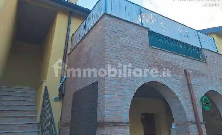 Appartamento all'asta viale II Agosto, Castiglione del Lago - foto 3