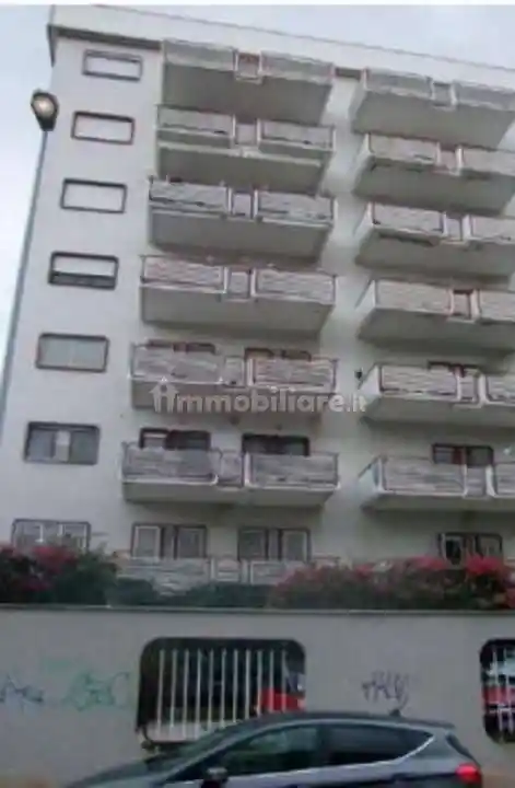 Appartamento all'asta via Robert Schuman, Bari - foto 2