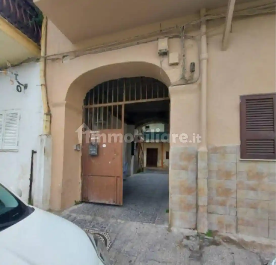 Appartamento all'asta via Gennaro Aspreno, Napoli - foto 2