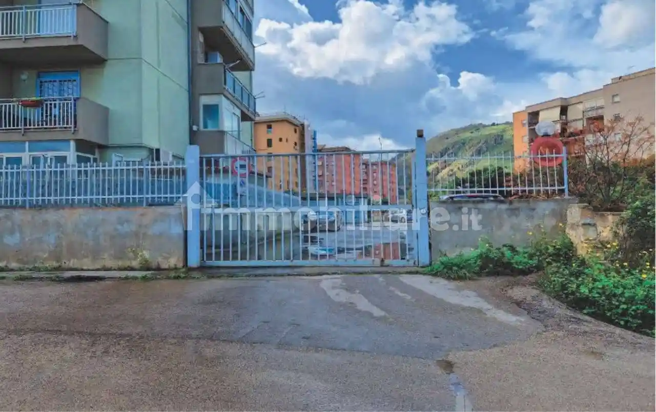 Appartamento all'asta via Generale Domenico Chinnici, Palermo - foto 2