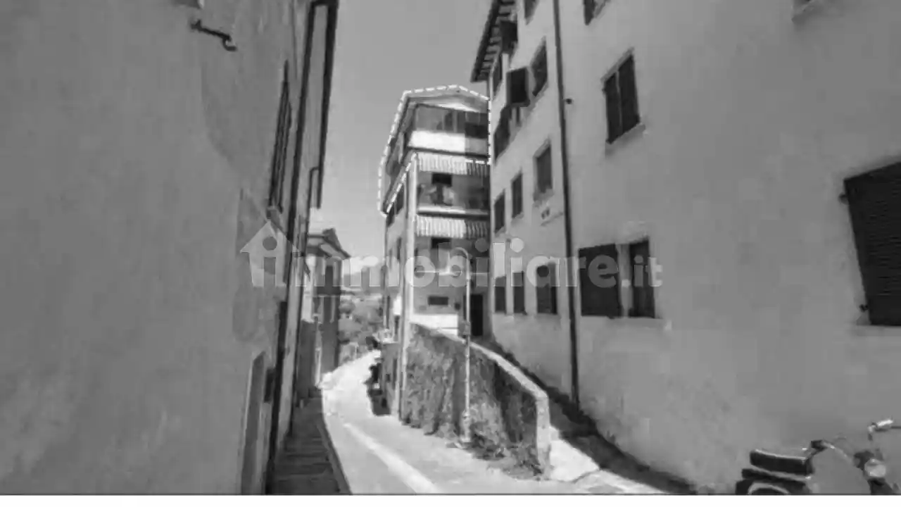 Appartamento all'asta vicolo delle Suore, Massa - foto 2