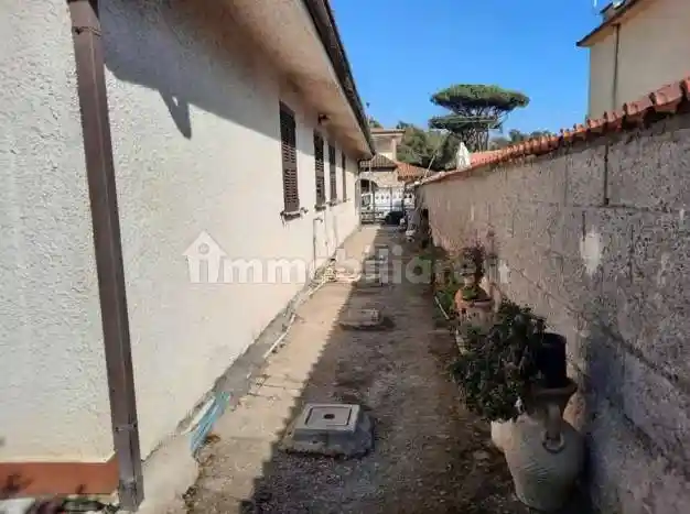 Appartamento all'asta Strada Valmontorio, Latina - foto 3