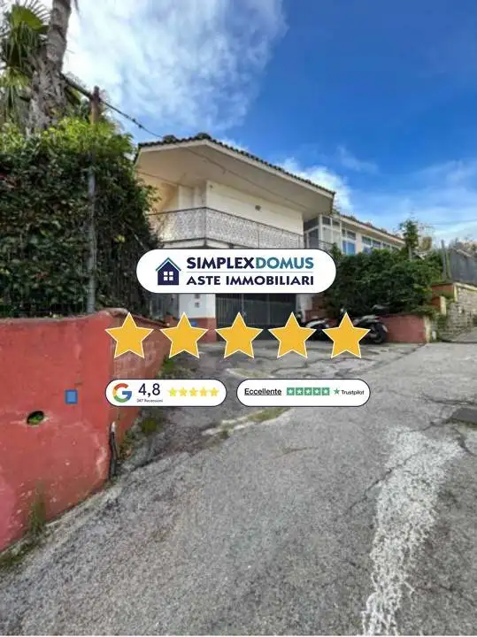 Villa in asta a Napoli