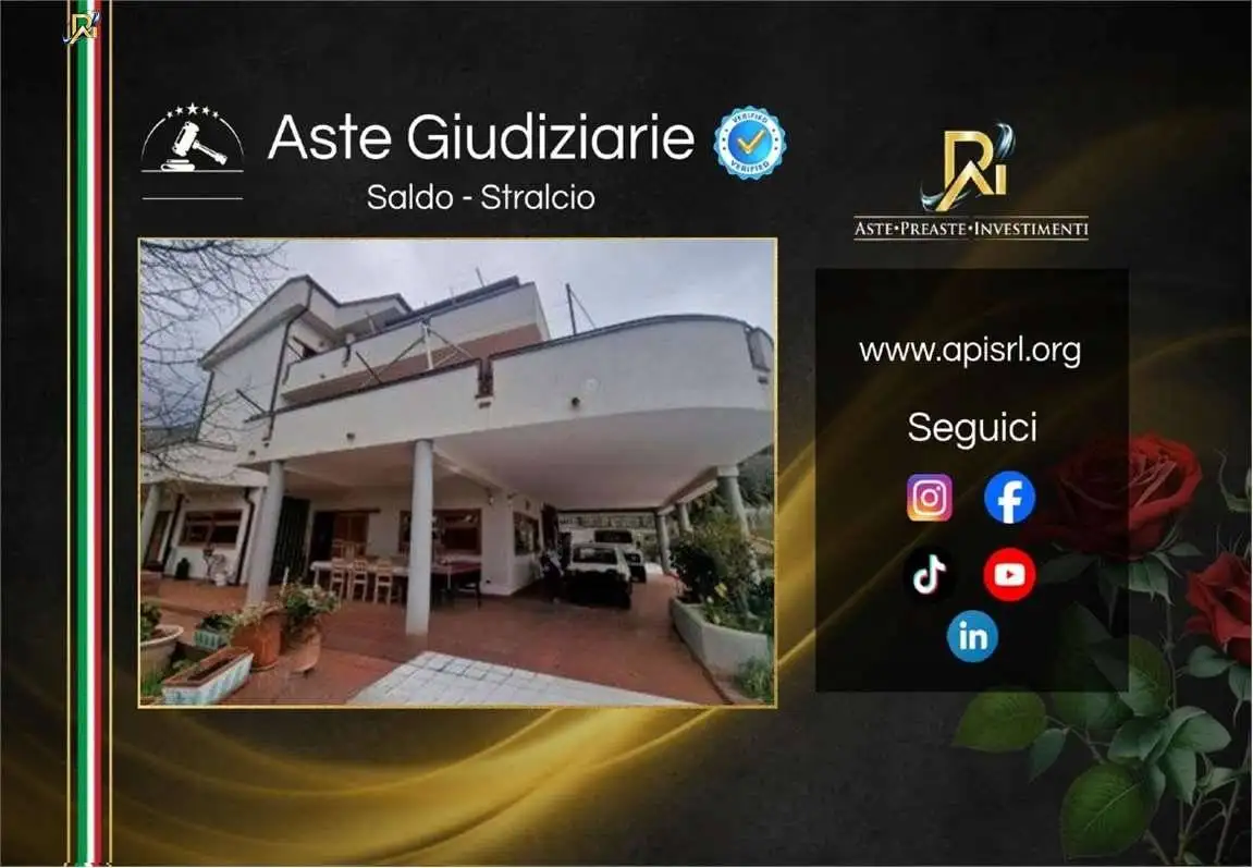 Villa in vendita a Salerno