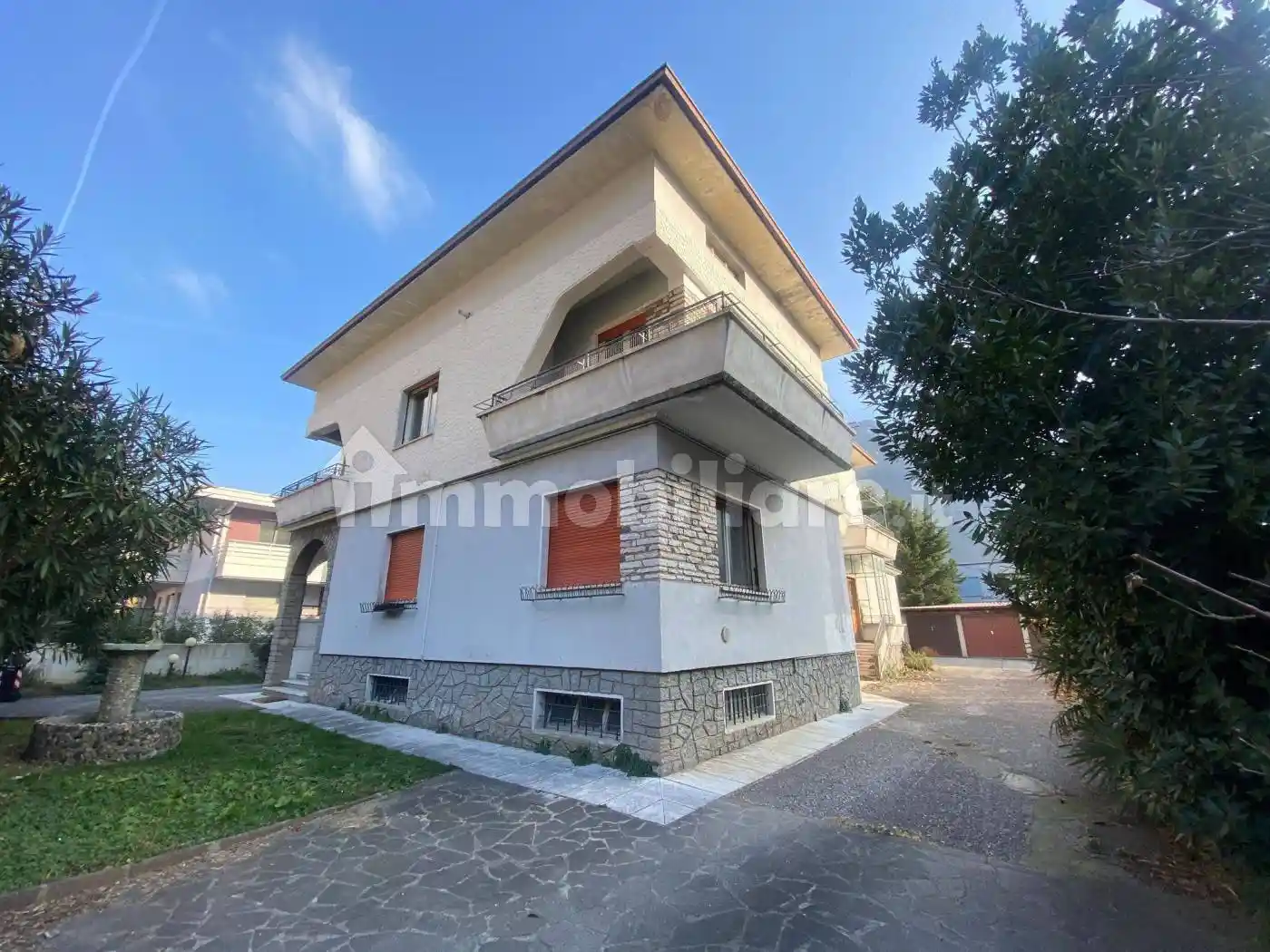 Villa in vendita a Avio