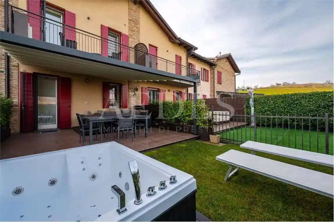 Villetta a schiera - foto 2