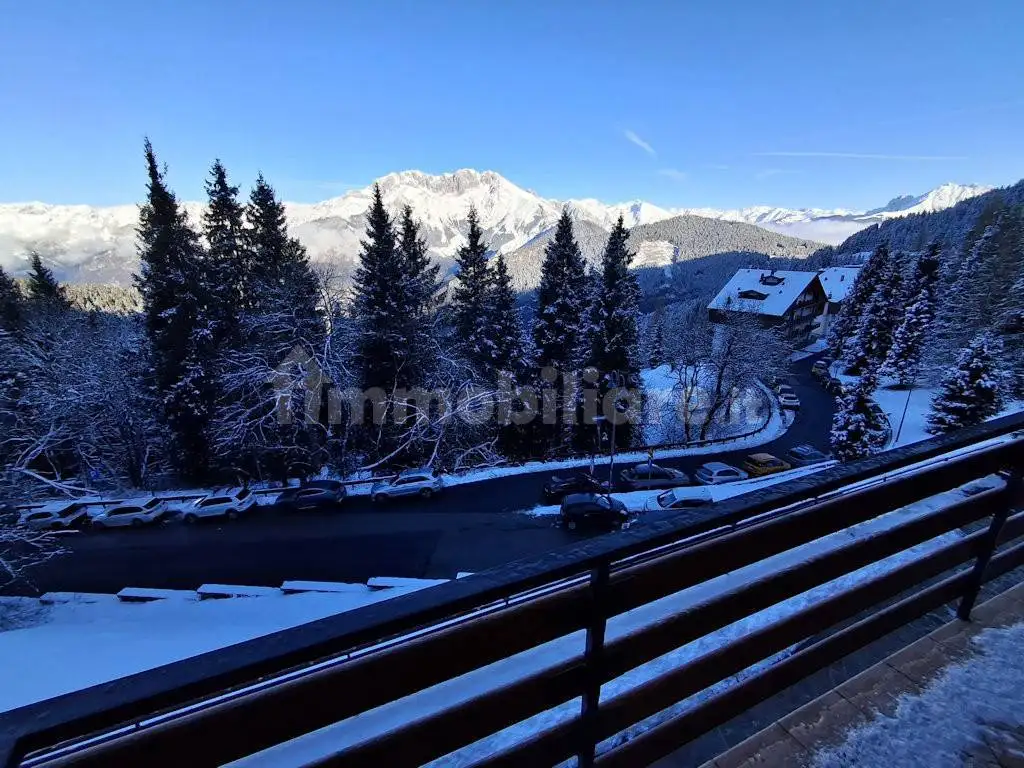 Appartamento in vendita a Castione della Presolana