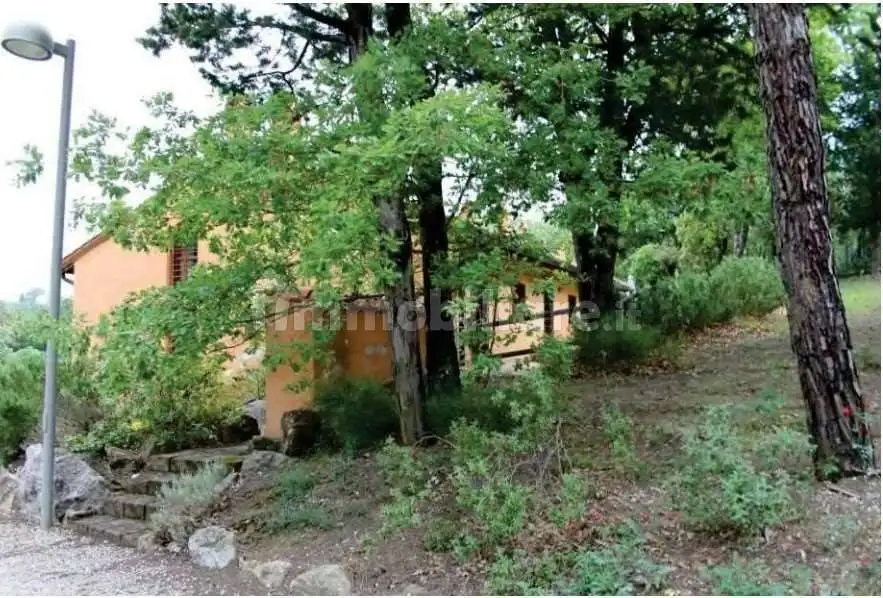 Villetta a schiera in asta a Gambassi Terme