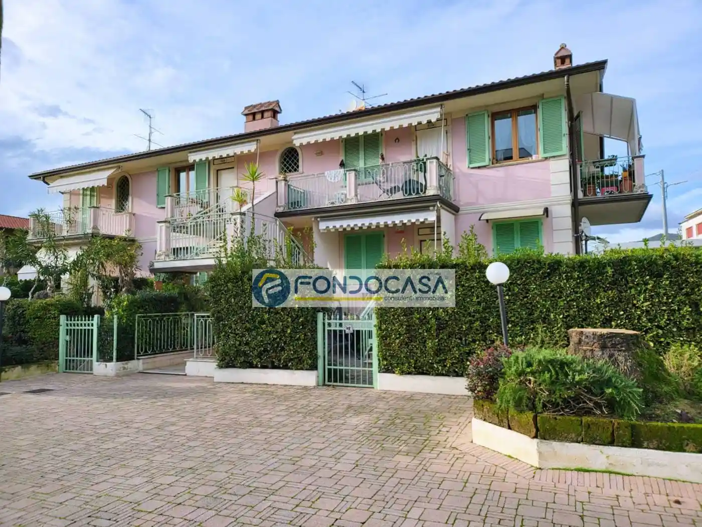 Quadrilocale viale Roma 114, Centro, Massa - foto 3