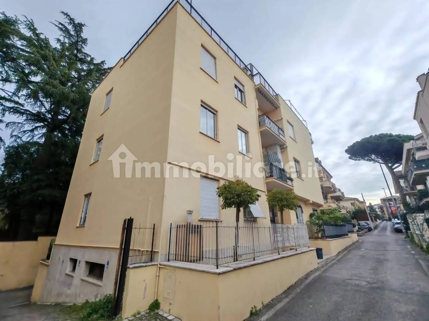 Appartamento in vendita a Grottaferrata