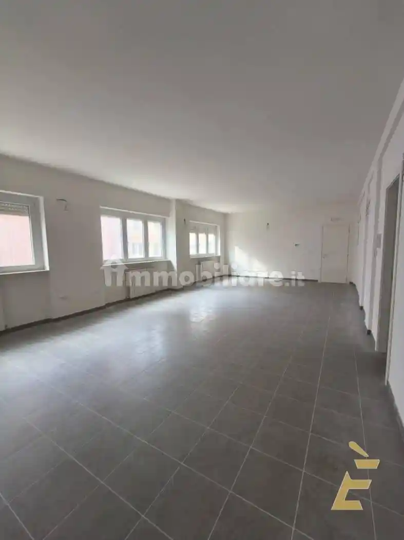 Appartamento via Gabriele D'Annunzio 24, L'Aquila - foto 5