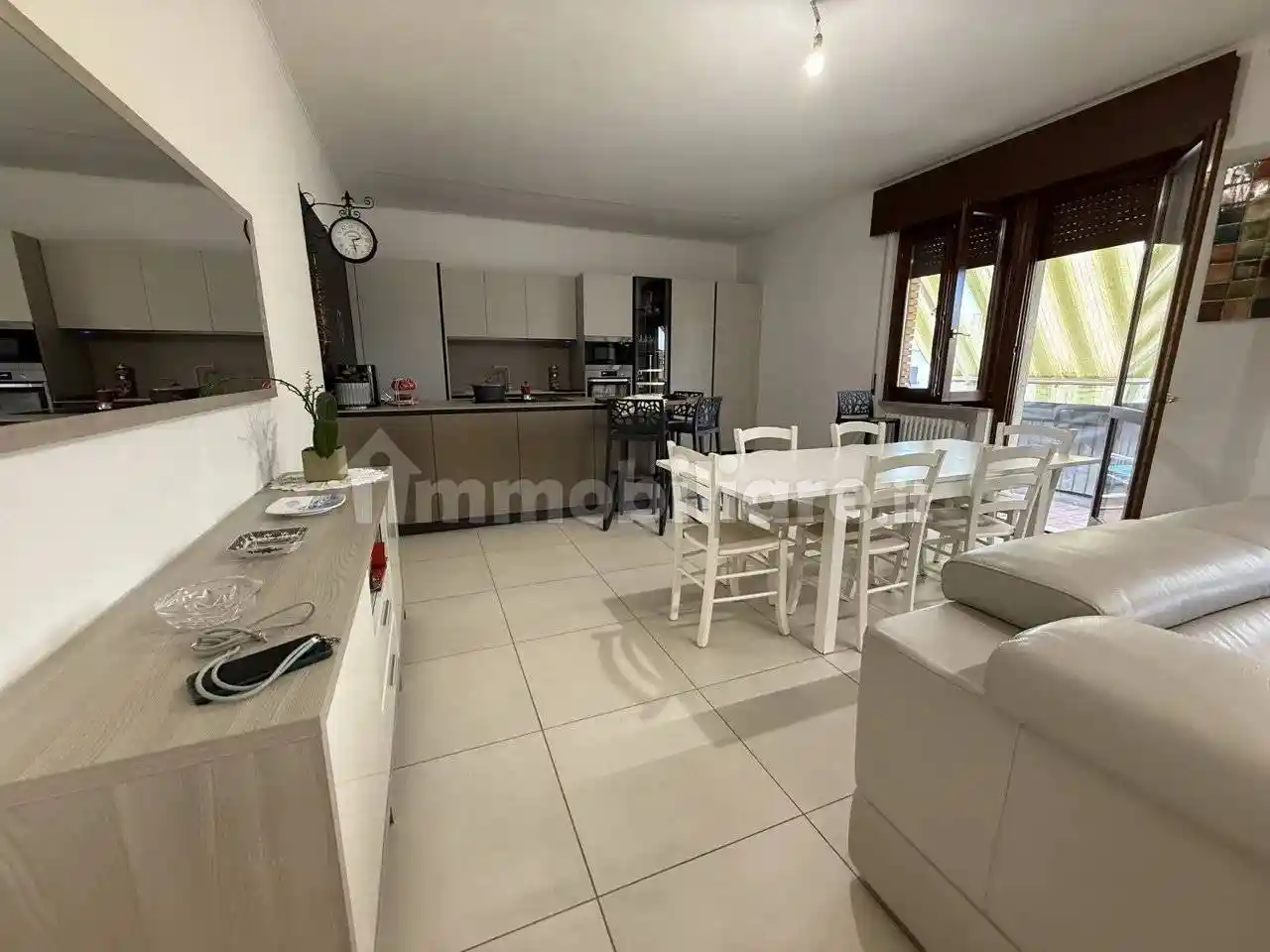 Appartamento ottimo stato, primo piano, Centro, Valeggio sul Mincio - foto 3