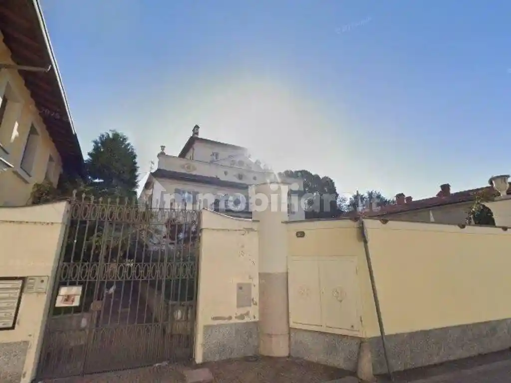 Villa in vendita a Buscate