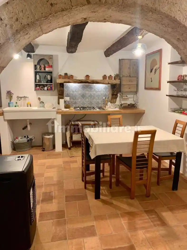 Appartamento in vendita a Pitigliano