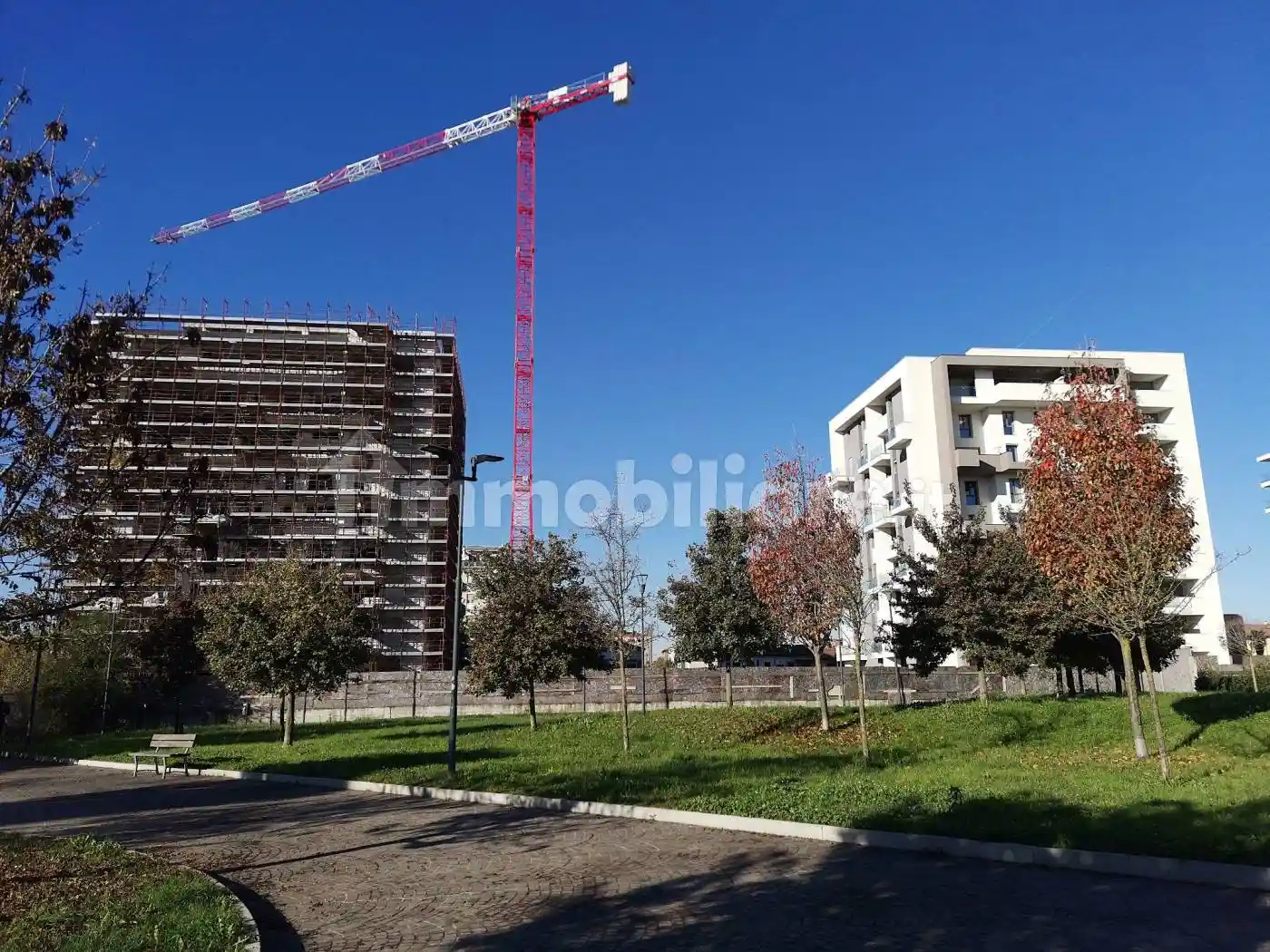 Trilocale via Giuseppe Giacosa 24, Cederna, Monza - foto 3