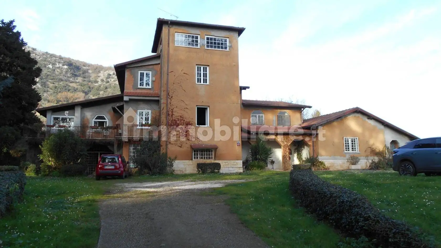 Villa in vendita a Cave