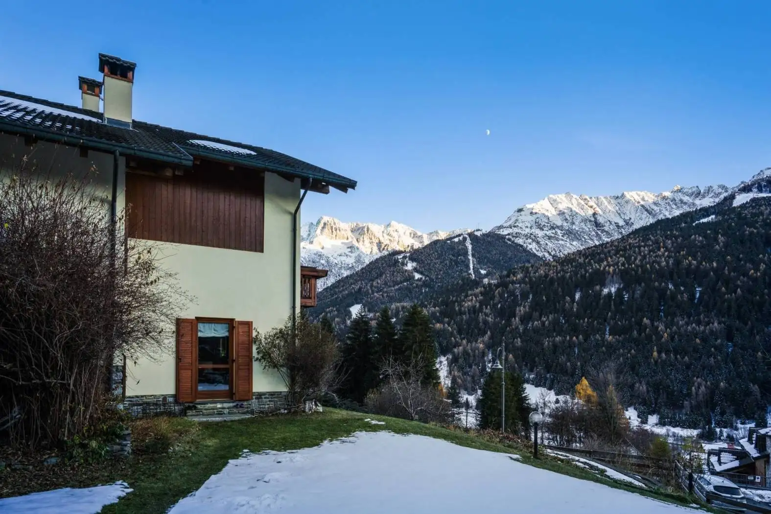 Villa in vendita a Temù