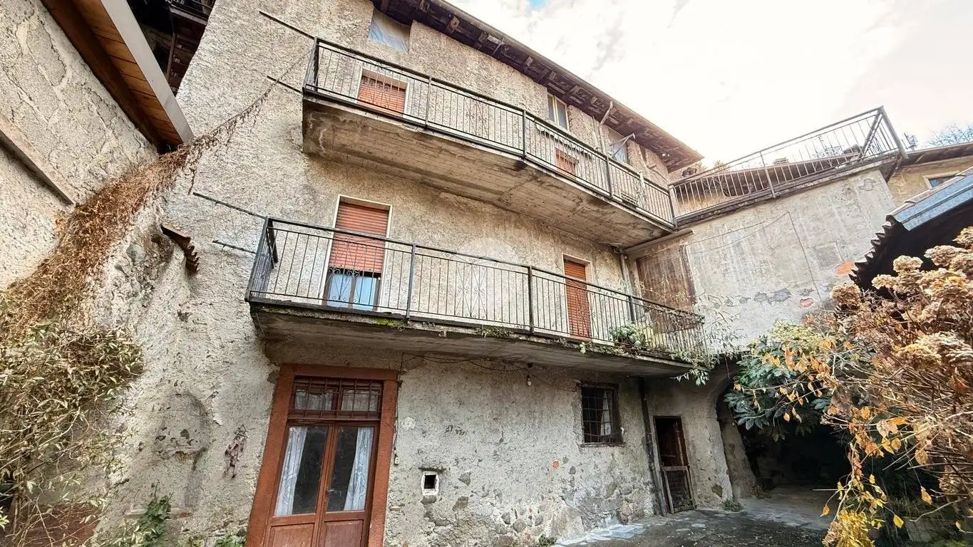 Casa indipendente in vendita a Niardo